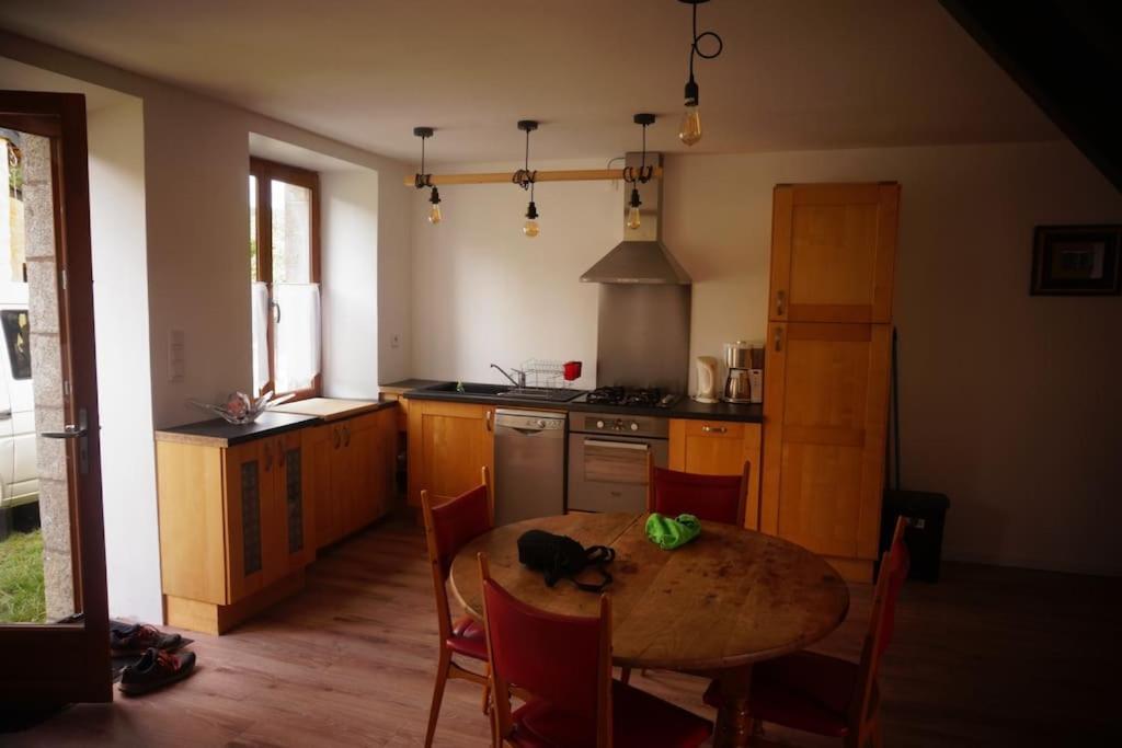Belle Maison De Campagne Hénon Exteriér fotografie